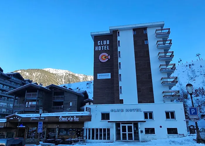 1650 - Mountain View - Snow Front 2s03 * Courchevel